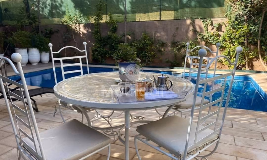 Villa de Luxe à Marrakech : 5 Chambres avec Piscine Villa de Luxe à Marrakech : 5 Chambres avec Piscine