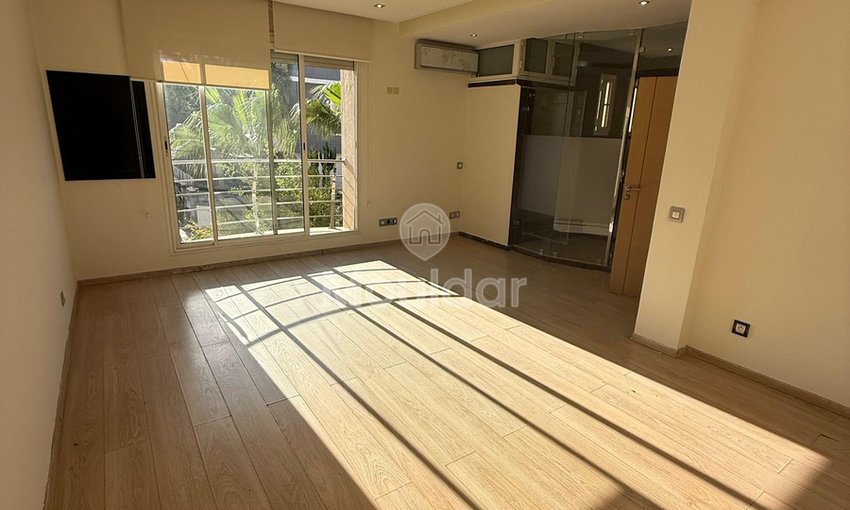 Villa zur Miete in Casablanca: Raum, Garten und Komfort - view 2