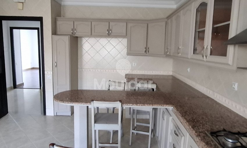 Appartement à Louer à Tanger : 5 Chambres, Vue Imprenable - view 20