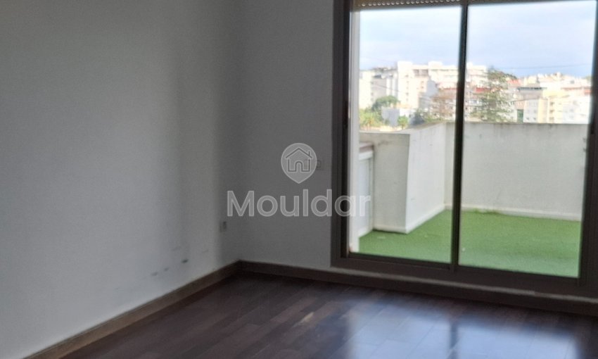 Appartement à Louer à Tanger : 5 Chambres, Vue Imprenable - view 14