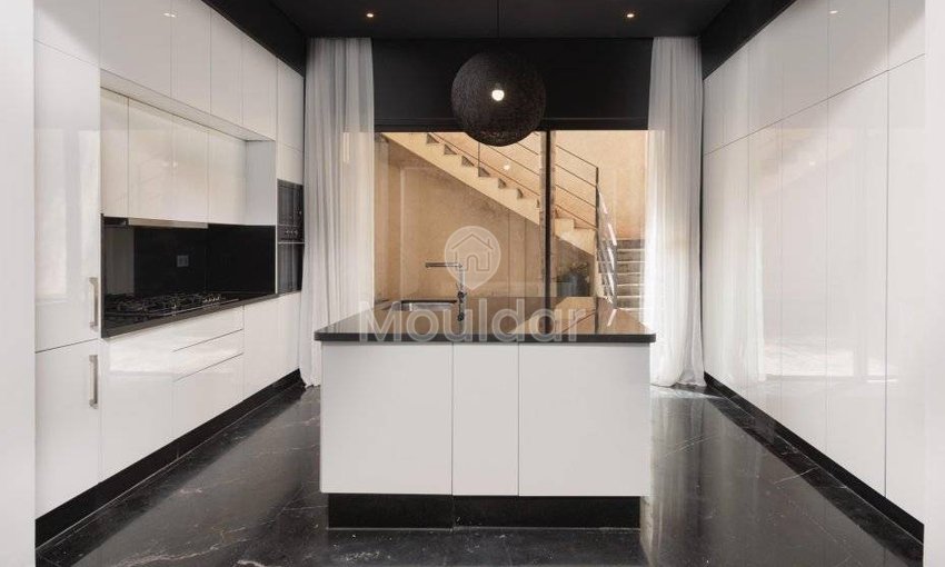 فيلا فسيحة في الدار البيضاء: 5 غرف، فرصة للانقضاض عليها - view 17