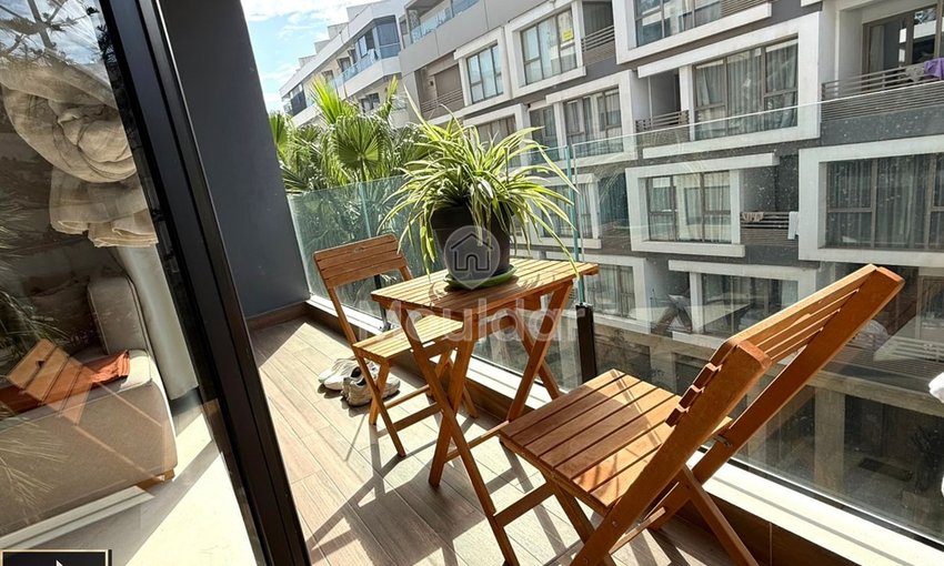 Modern Studio for Rent in Casablanca: Balcony and Parking - view 3