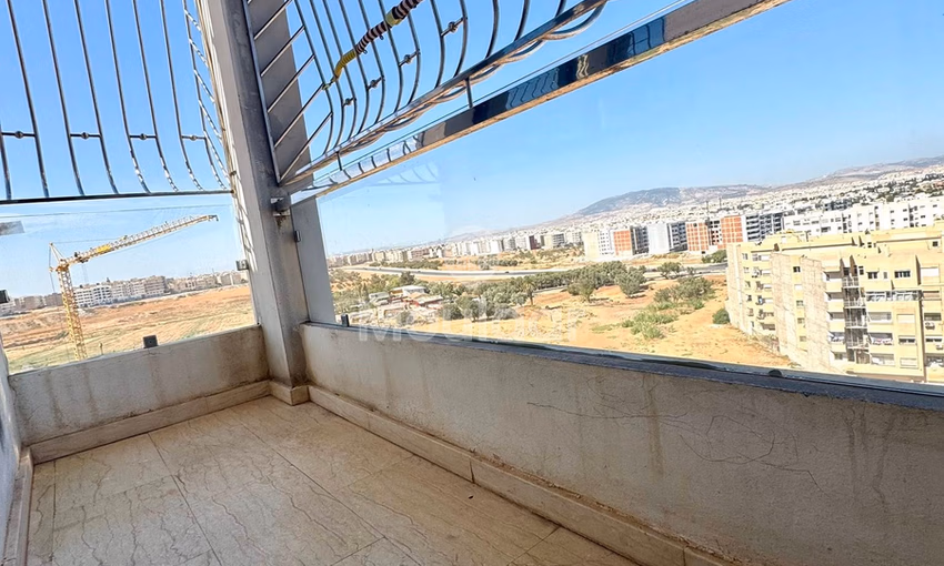 Superbe Appartement 3 Chambres à Vendre à Fès avec Balcon Superbe Appartement 3 Chambres à Vendre à Fès avec Balcon