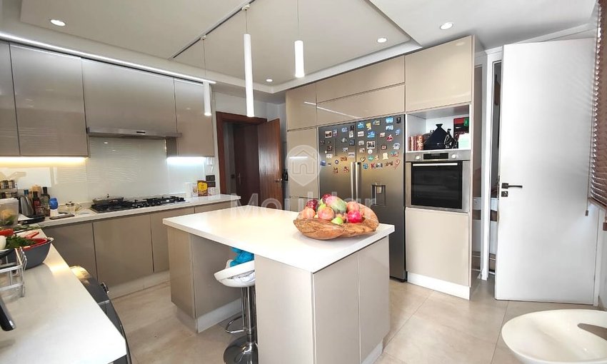 Elegant 3-Bedroom Apartment for Sale in Casablanca Racine - view 9