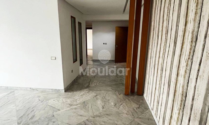 شقة ساحرة من غرفتي نوم للإيجار في عين دياب - view 7