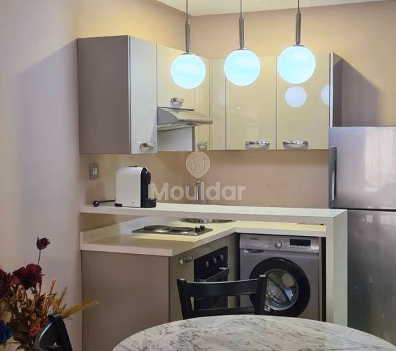 استوديو مفروش مجهز للإيجار في المعاريف، الدار البيضاء