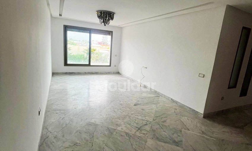 شقة ساحرة من غرفتي نوم للإيجار في عين دياب - view 5