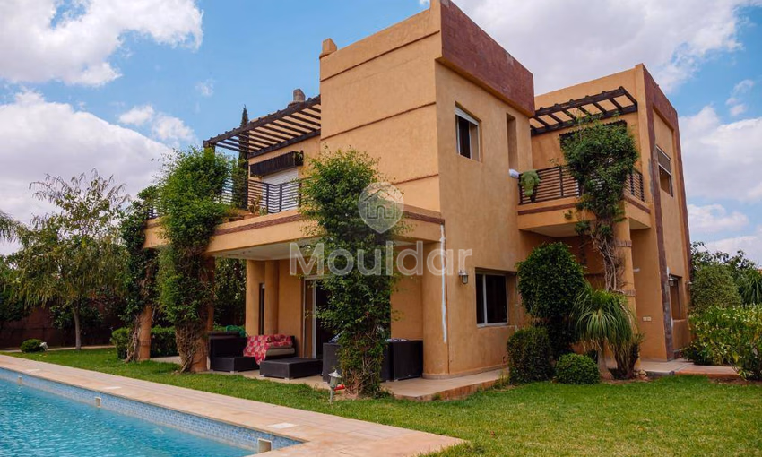 Villa à Louer à Marrakech : Luxe et Espace pour Vous