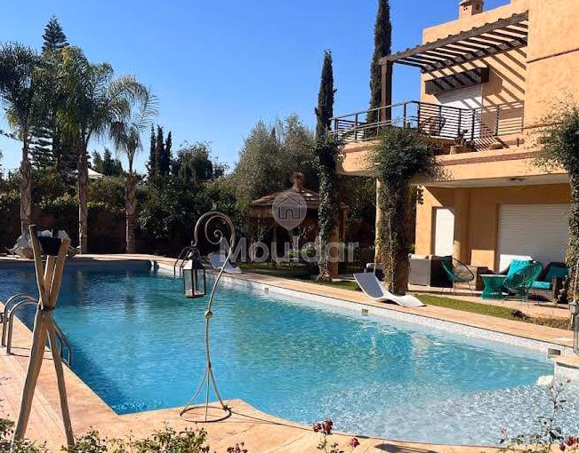 Villa à Louer à Marrakech : Luxe et Espace pour Vous