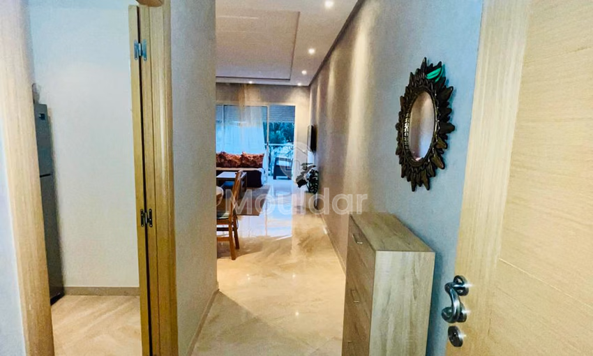 شقة للإيجار في بوزنيقة: 2 غرف نوم مع مسبح