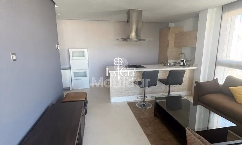 Studio Meublé avec Terrasse à Louer à Aïn Diab, Casablanca