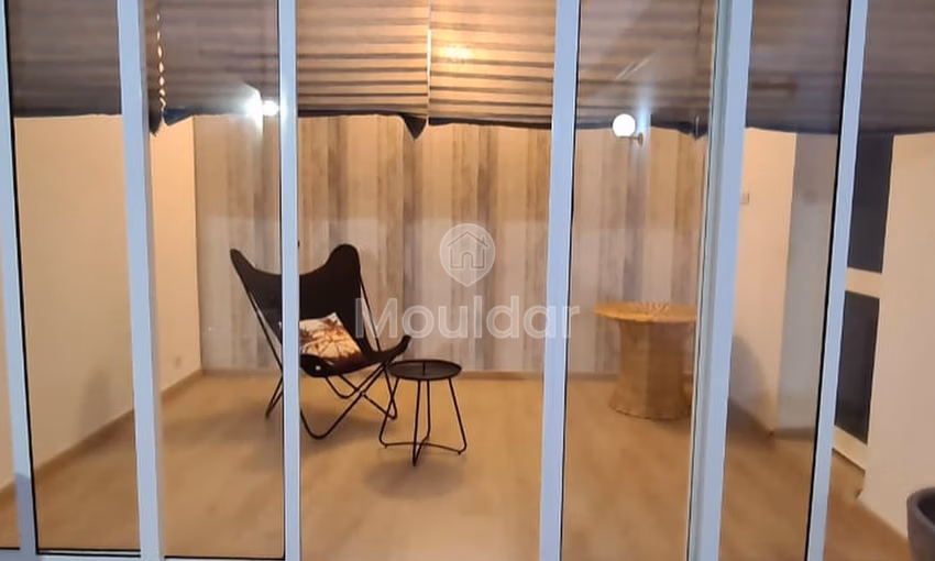 شقة أنيقة للإيجار في الدار البيضاء - بورغogne، 144 م² شقة أنيقة للإيجار في الدار البيضاء - بورغogne، 144 م²