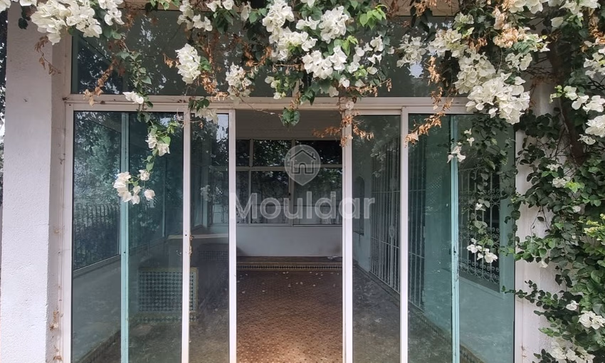 House for Rent in Aïn Diab: Elegance and Comfort!