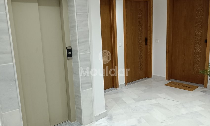 Casablanca'da 5. katta konfor ve modernlikte kiralık güzel bir stüdyo - view 6