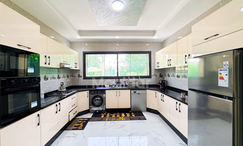 Villa de Luxe à Marrakech avec Piscine et Jardin Éblouissant