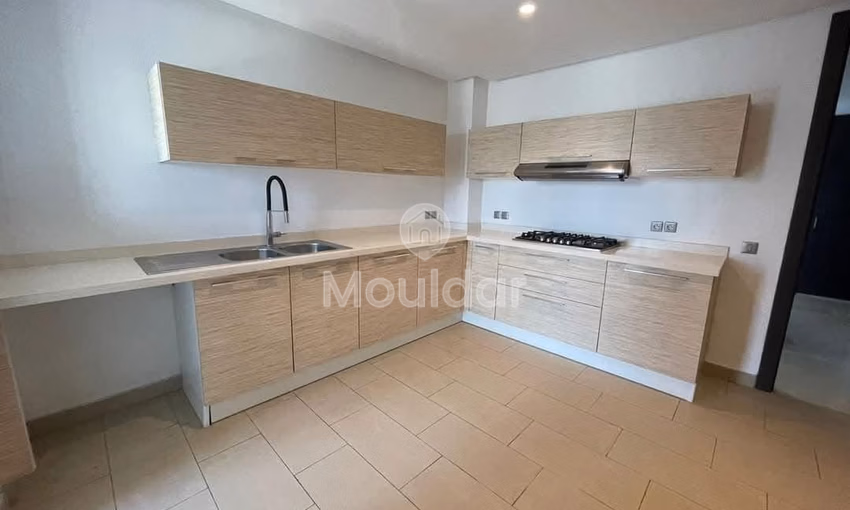 Appartement élégant à louer à Aïn Diab, Casablanca - 220m²