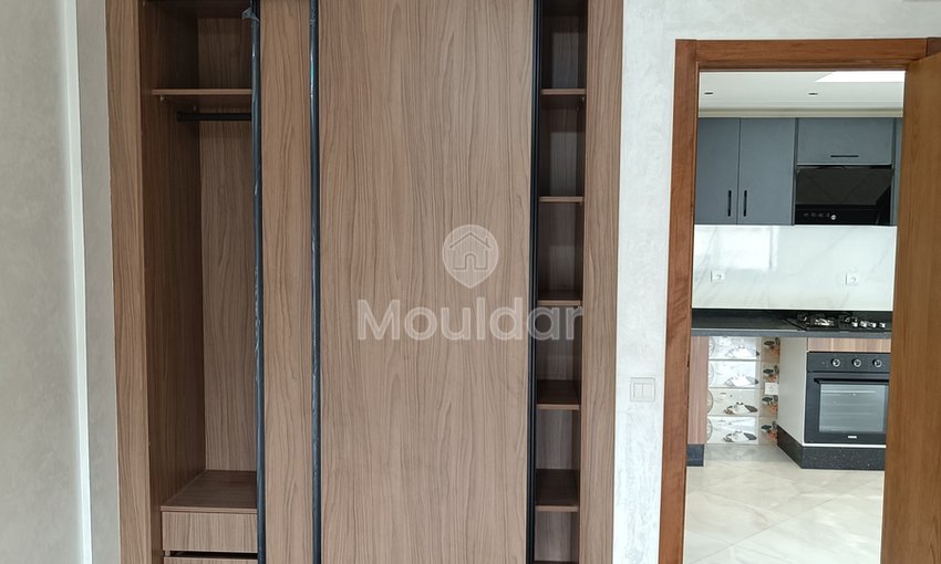 Casablanca'da 5. katta konfor ve modernlikte kiralık güzel bir stüdyo - view 4