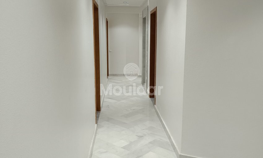 Casablanca'da 5. katta konfor ve modernlikte kiralık güzel bir stüdyo - view 3