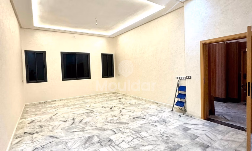 Spacious Apartment for Sale in Fez - Comfort and Amenities Spacious Apartment for Sale in Fez - Comfort and Amenities