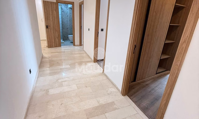 Appartement Élégant à Vendre à Casablanca avec Garage Appartement Élégant à Vendre à Casablanca avec Garage