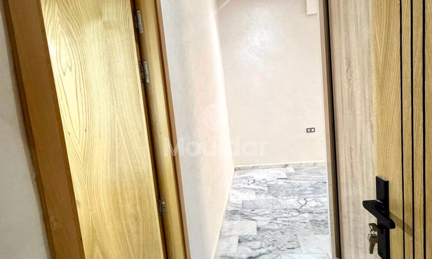 Spacious Apartment for Sale in Fez - Comfort and Amenities Spacious Apartment for Sale in Fez - Comfort and Amenities