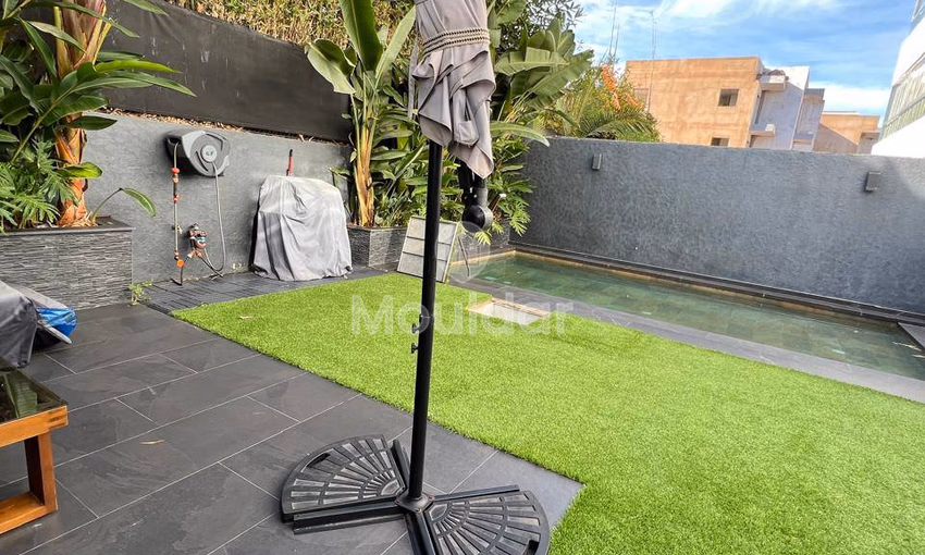 شقة عصرية في دار بوعزة: 113م² مع مسبح وحديقة شقة عصرية في دار بوعزة: 113م² مع مسبح وحديقة