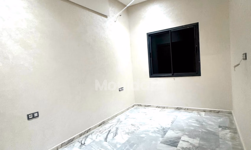 Spacious Apartment for Sale in Fez - Comfort and Amenities Spacious Apartment for Sale in Fez - Comfort and Amenities