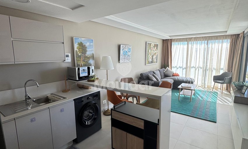 Entdecken Sie dieses hochwertige möblierte Studio in Anfa, in der Nähe des Lycée Lyautey. Eingebettet in eine luxuriöse Residenz im obersten Stockwerk, ist dieses Studio ideal für diejenigen, die Komfort und Eleganz suchen. - view 6