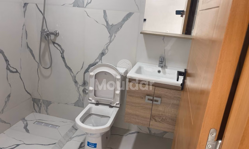 Studio à Louer : Charmant Écrin à Casablanca - Roches Noires