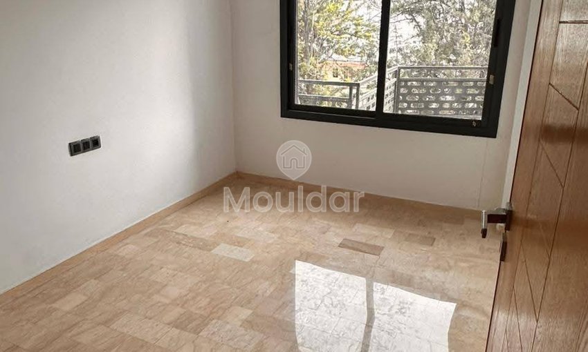 Charming Apartment for Sale: 3 Bedrooms in Casablanca - view 2