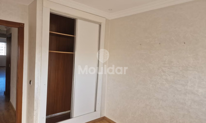 شقة 3 غرف للبيع في تمارة مع شرفة شقة 3 غرف للبيع في تمارة مع شرفة