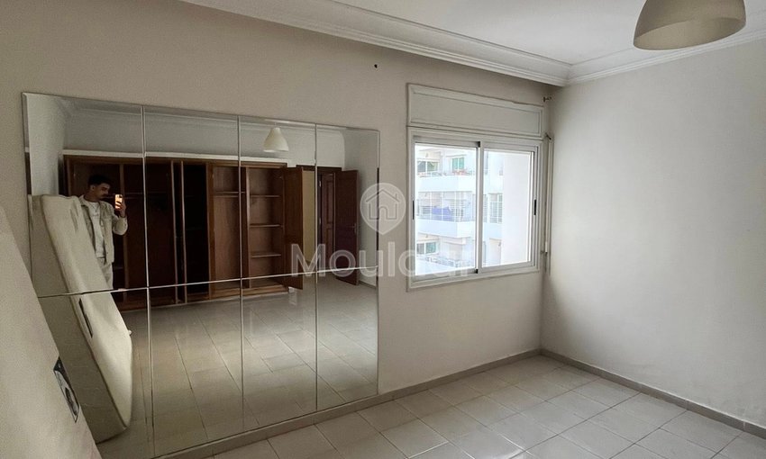 Çekici bir teraslı kiralık stüdyo Casablanca'da - view 5