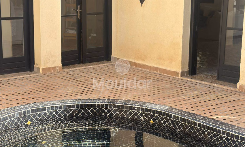 Villa de Vacances à Marrakech : Luxe, Confort et Détente