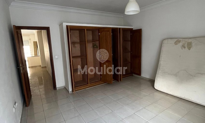Çekici bir teraslı kiralık stüdyo Casablanca'da - view 3