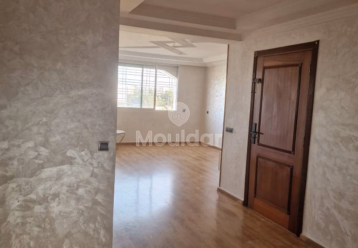 شقة 3 غرف للبيع في تمارة مع شرفة شقة 3 غرف للبيع في تمارة مع شرفة