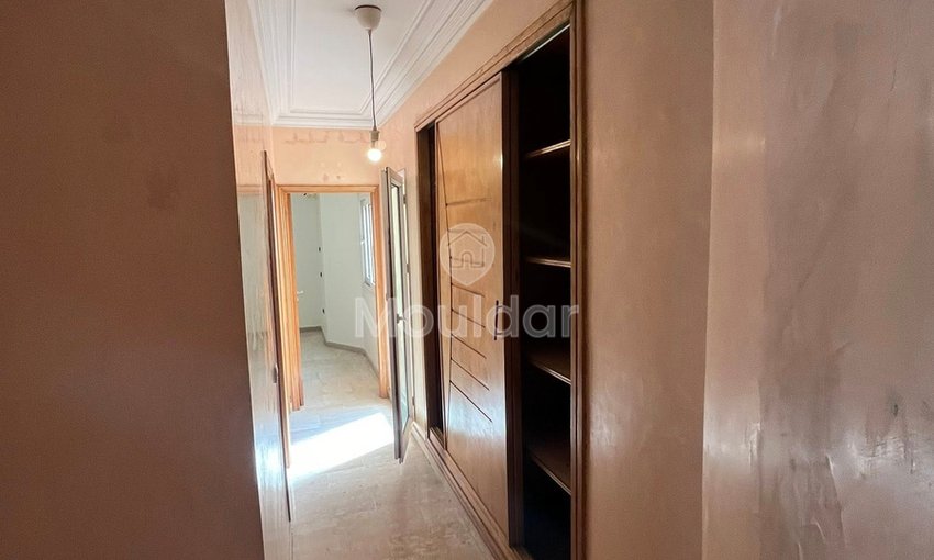 Casablanca'da teras ve klima ile modern bir daire kiralık - view 7