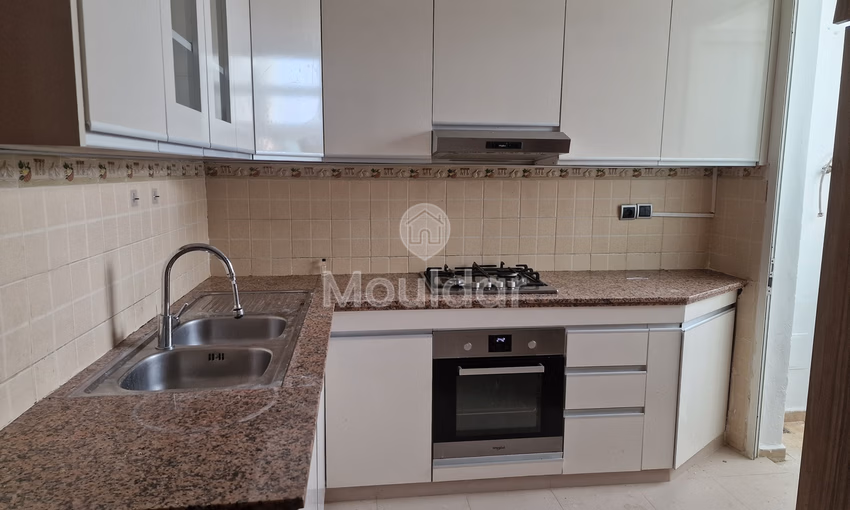 شقة 3 غرف للبيع في تمارة مع شرفة شقة 3 غرف للبيع في تمارة مع شرفة