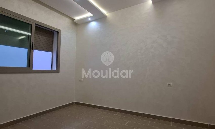 Apartamento em Martil: 3 quartos com varanda e cozinha equipada - view 2