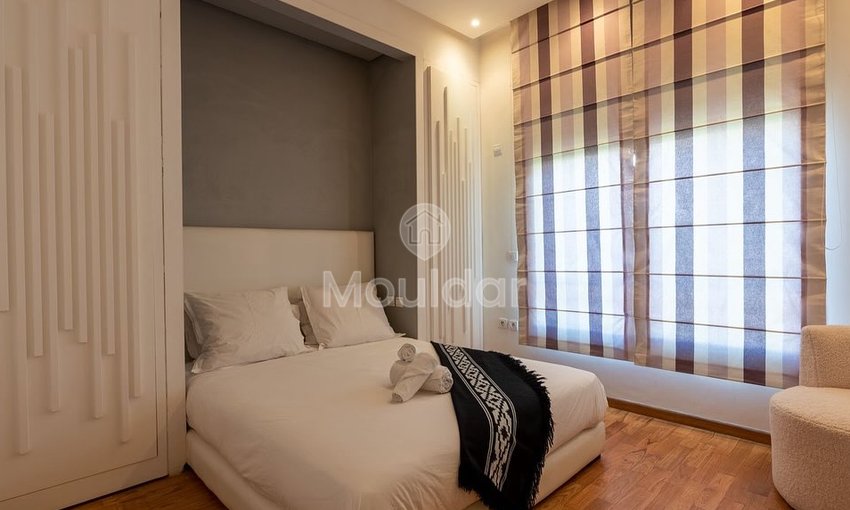 شقة للإيجار في عين دياب: رفاهية وراحة - view 4