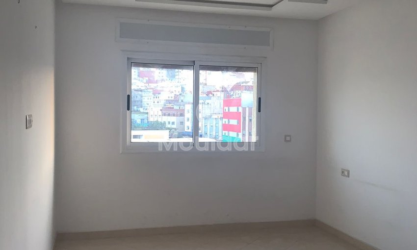 Appartement à louer à Tanger : 2 chambres avec balcon - view 2