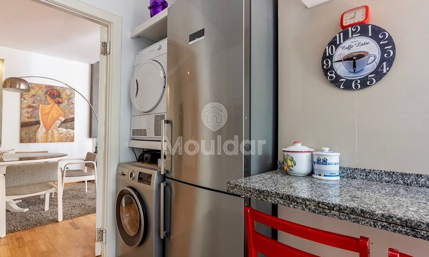 شقة للإيجار في عين دياب: رفاهية وراحة - view 9