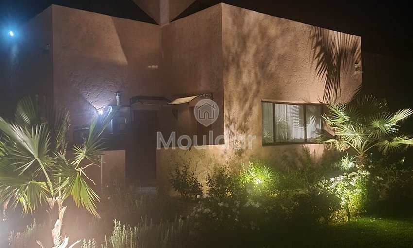 فيلا فاخرة في مراكش: عطلات لا تُنسى مع مسبح - view 24