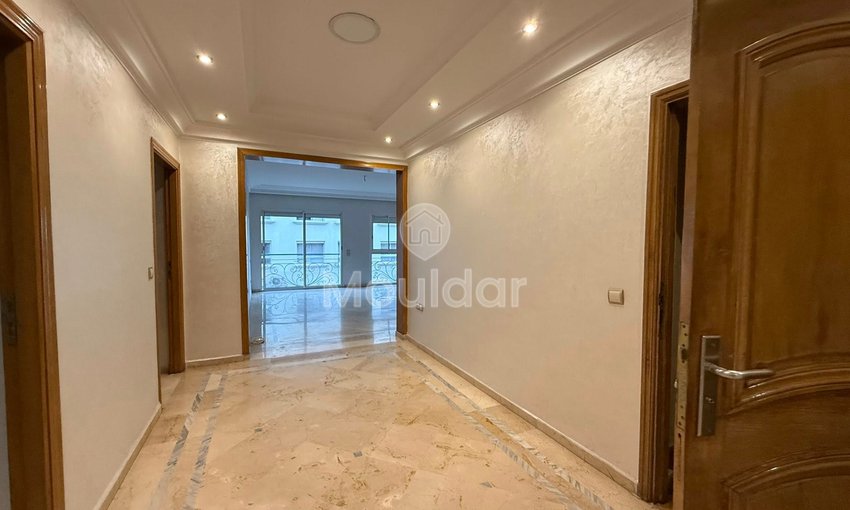 Incantevole appartamento con 3 camere in affitto a Casablanca - view 2