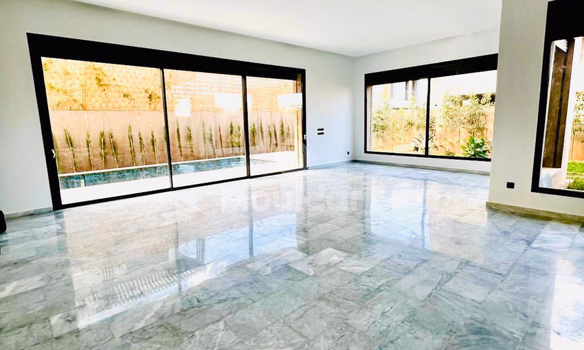 Villa d'Exception à Vendre à Marrakech - Route d'Ourika Villa d'Exception à Vendre à Marrakech - Route d'Ourika