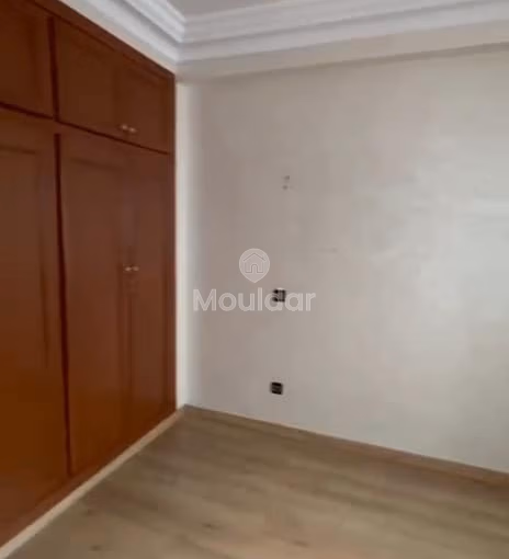 Bel Appartement à Louer à Derb Ghallef, Casablanca – 3 Chambres Bel Appartement à Louer à Derb Ghallef, Casablanca – 3 Chambres