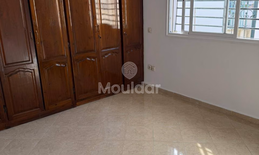 Studio à Louer à Casablanca - Belvédère : Connexion WiFi Incluse