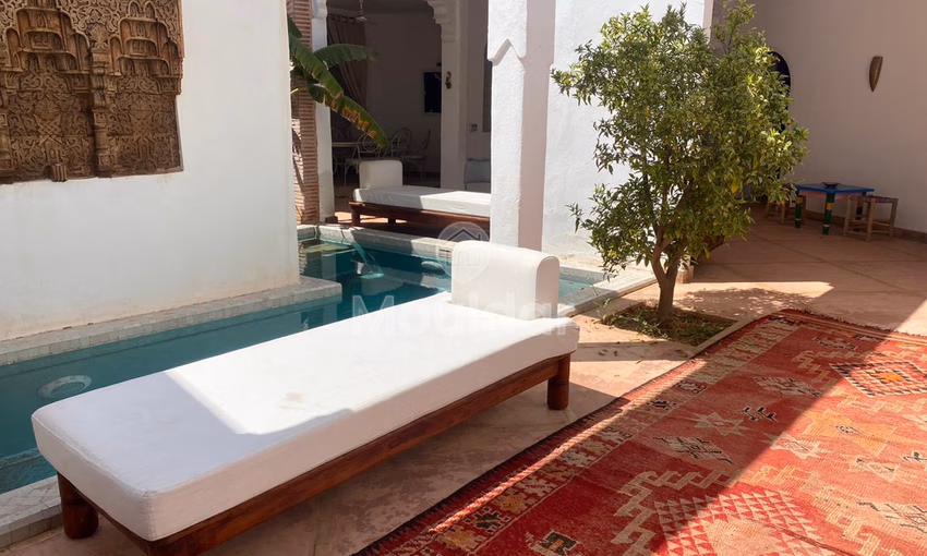 رياض فاخر في مراكش: راحة وهروب شامل
