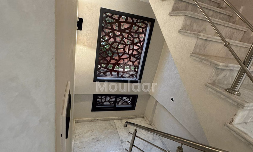 Villa de Luxe à Marrakech : 4 Chambres avec Piscine Villa de Luxe à Marrakech : 4 Chambres avec Piscine