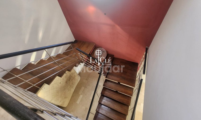 فيلا فاخرة في الدار البيضاء: أناقة وراحة لا تضاهى - view 12