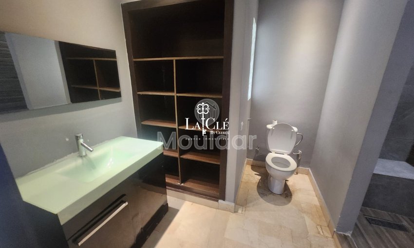 فيلا فاخرة في الدار البيضاء: أناقة وراحة لا تضاهى - view 18